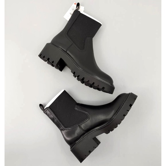 stradivarius Shoes - Stradivarius Boots Womens 8 Black Chelsea Chuncky Faux Leather Ankle Starfit